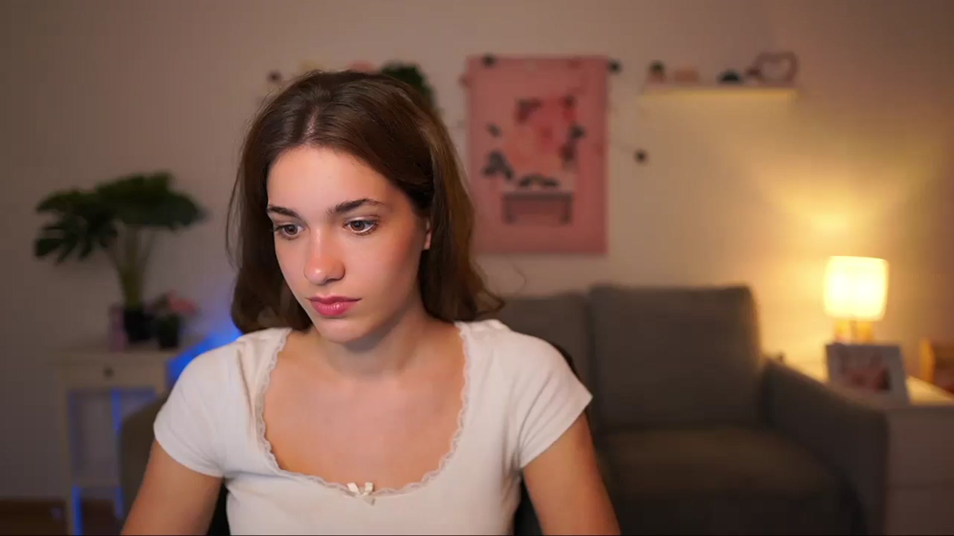 Gallery image thumbnail from Kissiecat's myfreecams stream on, 09/15/2025, 21:38 image 18 of 20
