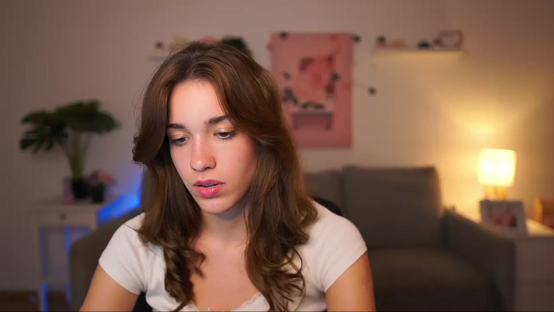 Gallery image thumbnail from Kissiecat's myfreecams stream on, 09/15/2025, 21:38 image 8 of 20