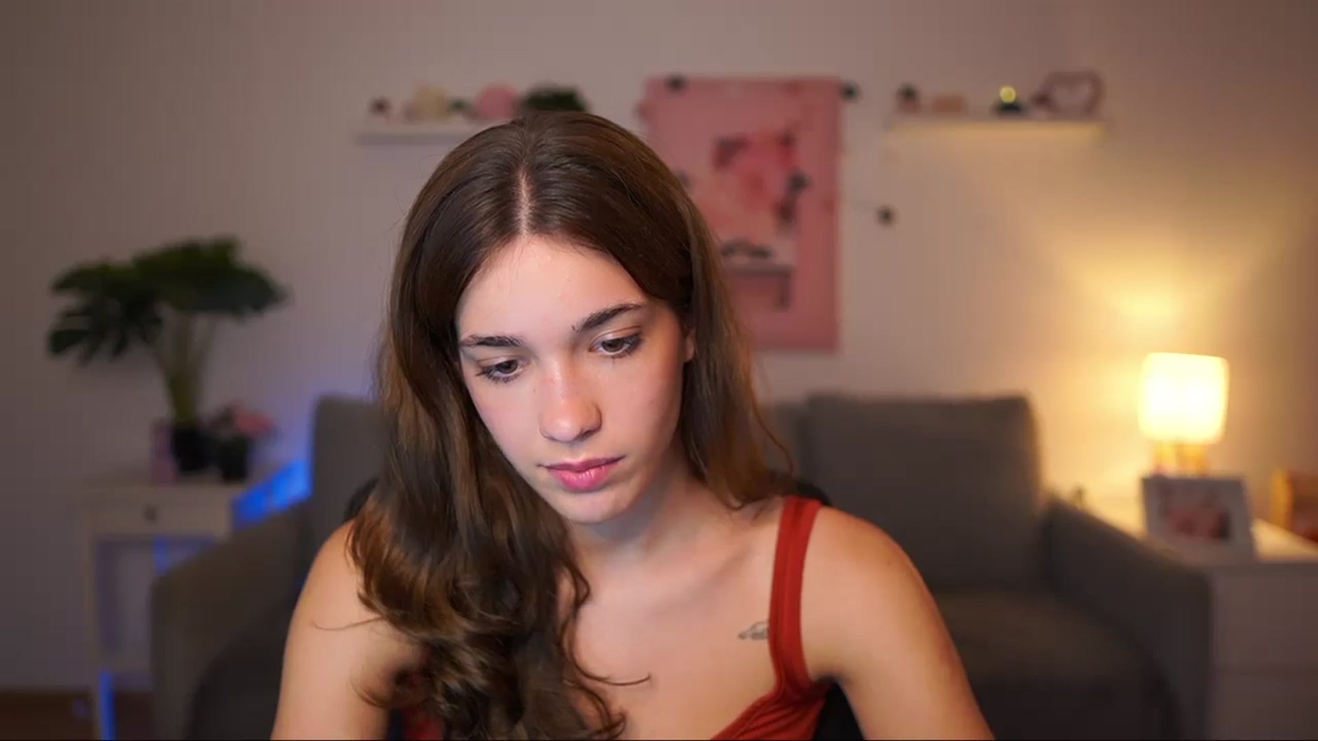Gallery image thumbnail from Kissiecat's myfreecams stream on, 09/16/2025, 13:59 image 10 of 20