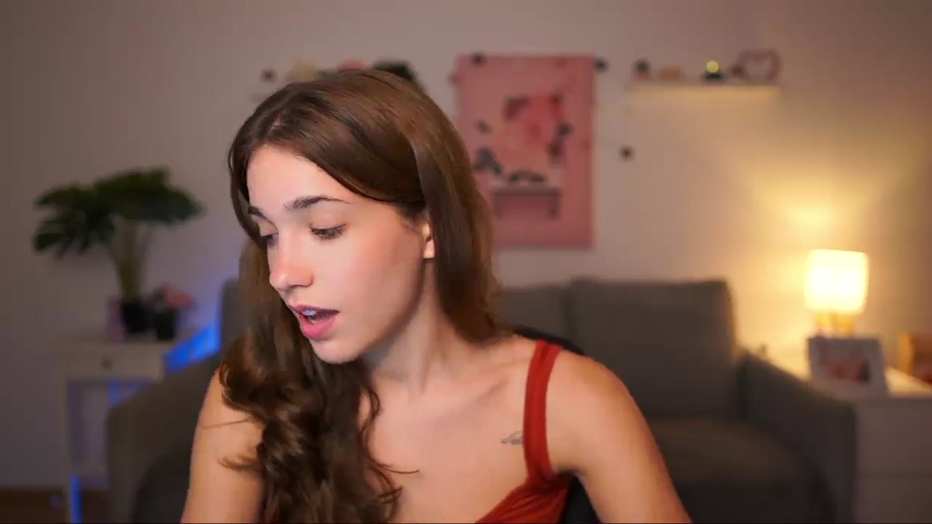 Gallery image thumbnail from Kissiecat's myfreecams stream on, 09/16/2025, 13:59 image 9 of 20