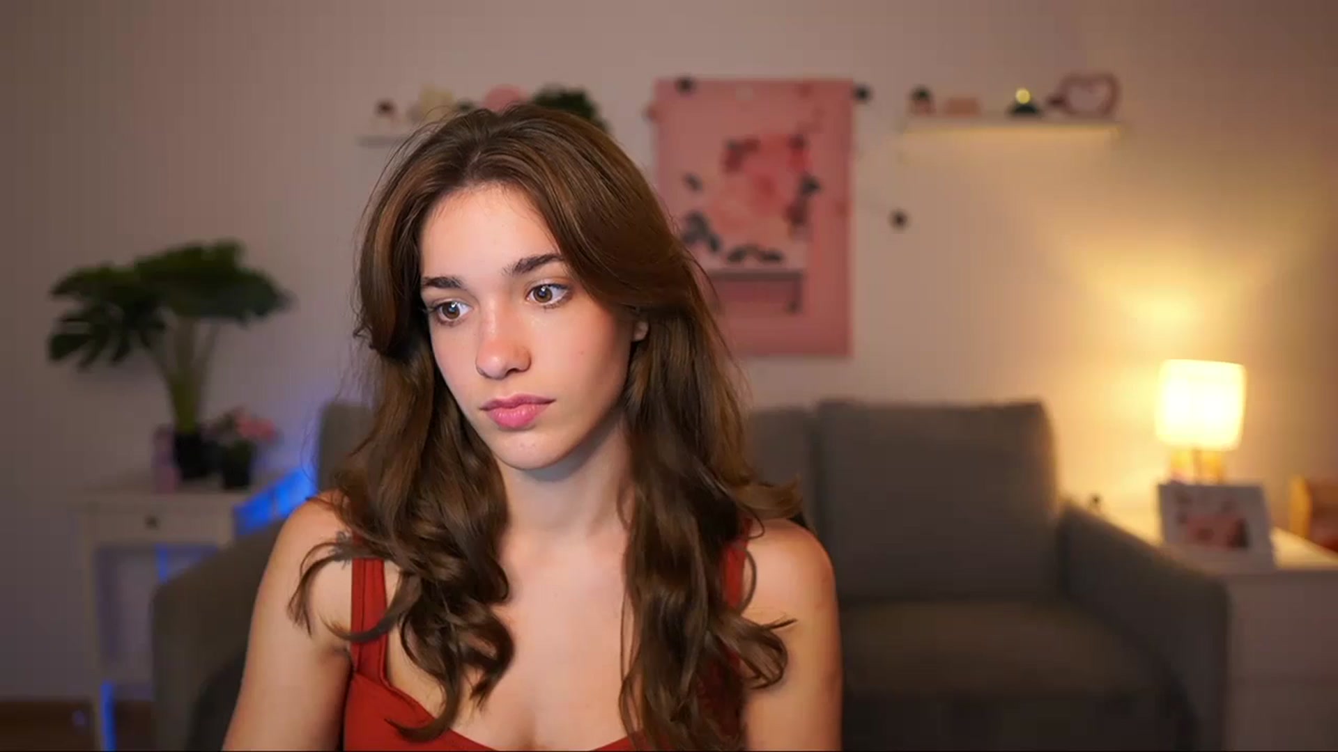 Gallery image thumbnail from Kissiecat's myfreecams stream on, 09/16/2025, 15:53 image 10 of 20