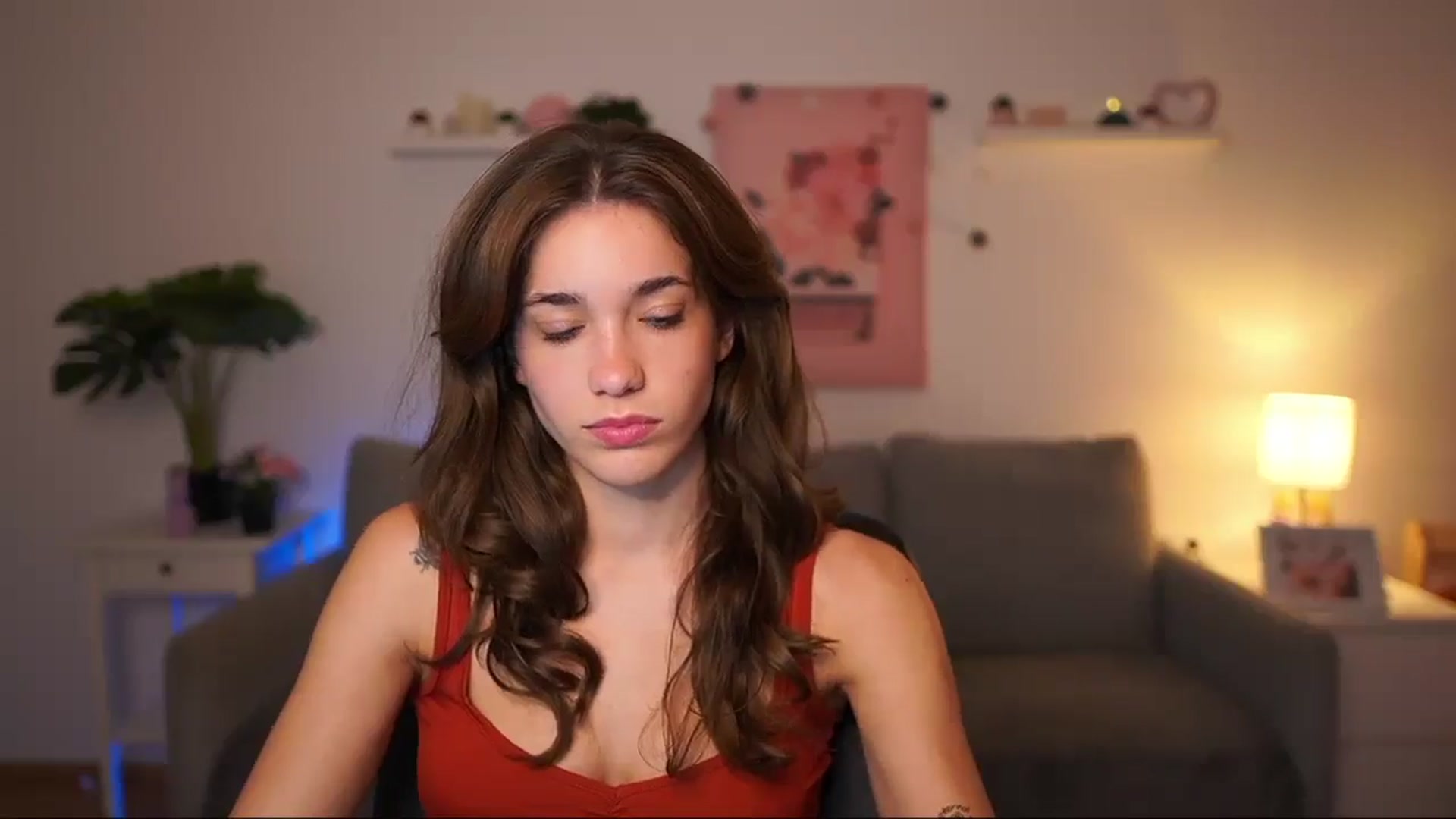 Gallery image thumbnail from Kissiecat's myfreecams stream on, 09/16/2025, 15:53 image 9 of 20