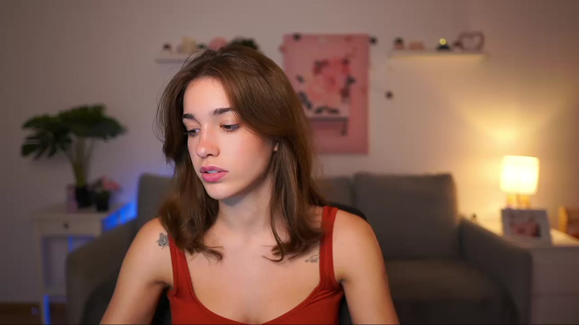 Gallery image thumbnail from Kissiecat's myfreecams stream on, 09/16/2025, 15:53 image 4 of 20