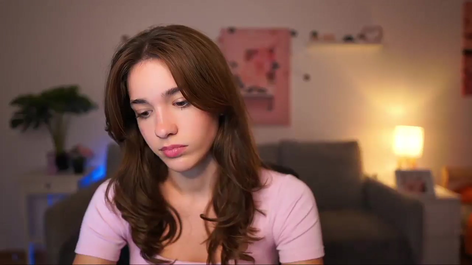Gallery image thumbnail from Kissiecat's myfreecams stream on, 09/18/2025, 17:14 image 10 of 20