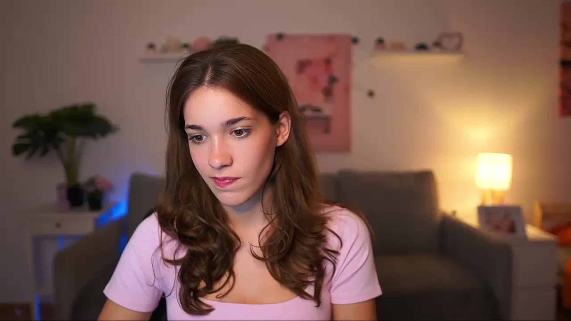 Gallery image thumbnail from Kissiecat's myfreecams stream on, 09/18/2025, 17:14 image 2 of 20