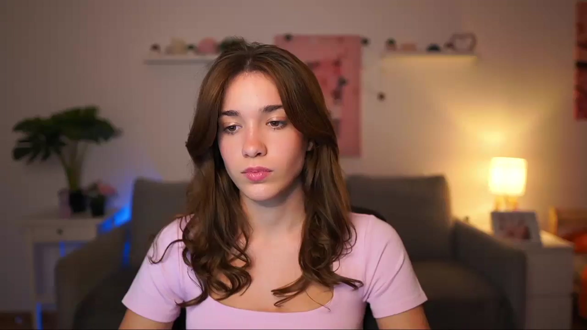 Gallery image thumbnail from Kissiecat's myfreecams stream on, 09/18/2025, 17:14 image 6 of 20