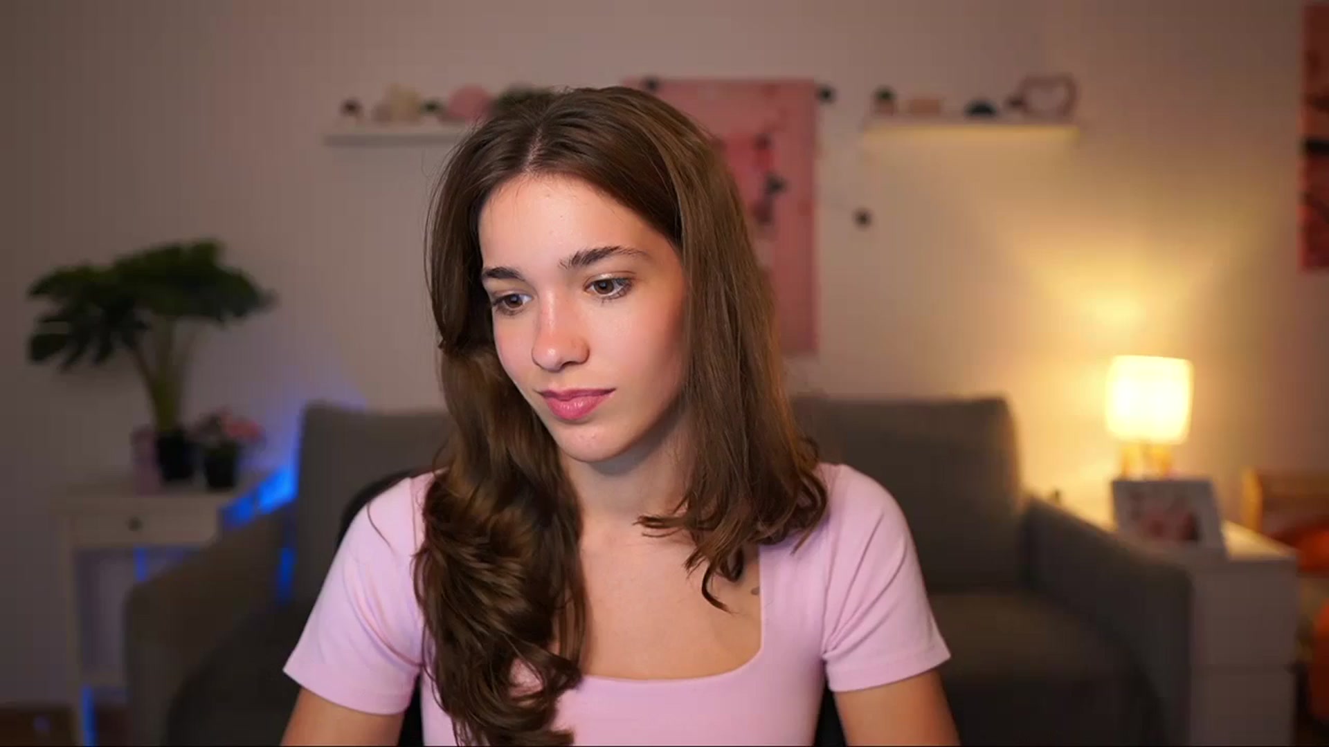 Gallery image thumbnail from Kissiecat's myfreecams stream on, 09/18/2025, 18:01 image 14 of 20