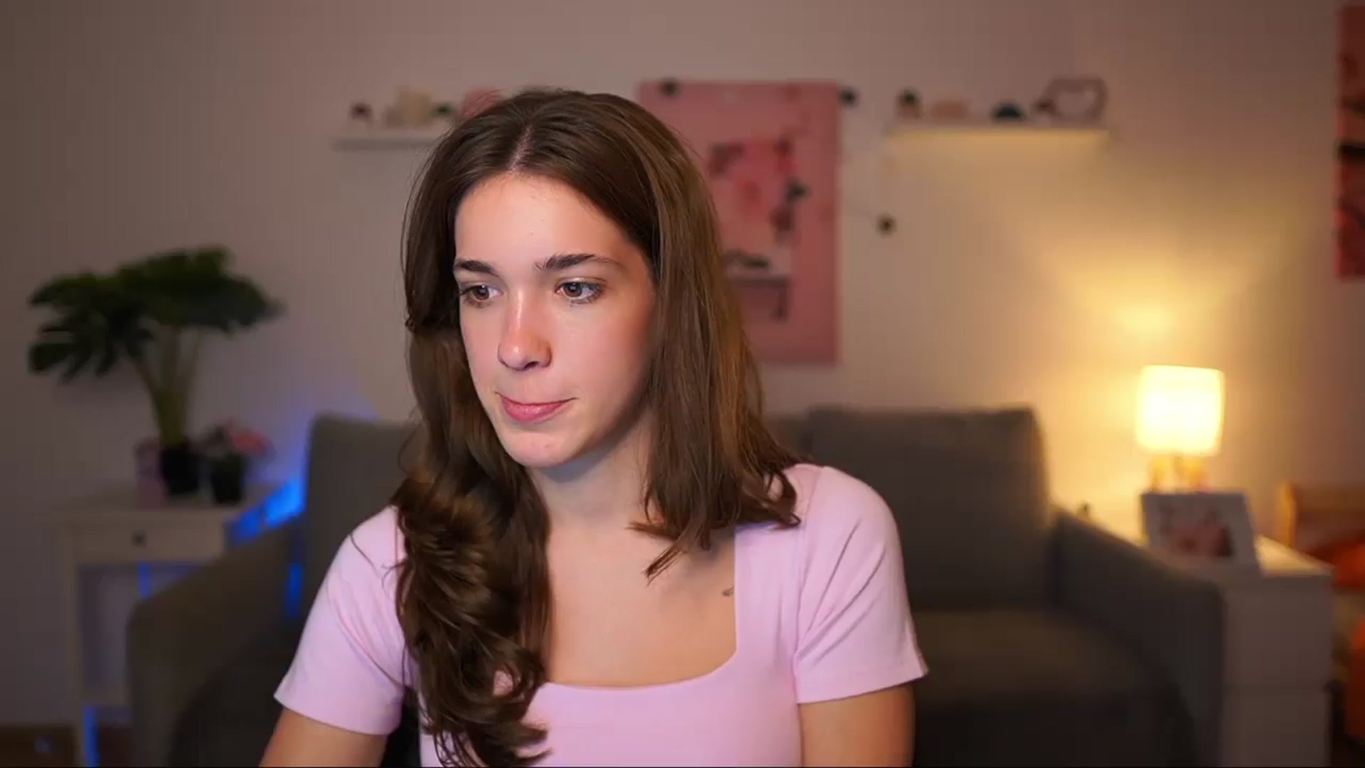 Gallery image thumbnail from Kissiecat's myfreecams stream on, 09/18/2025, 18:01 image 10 of 20