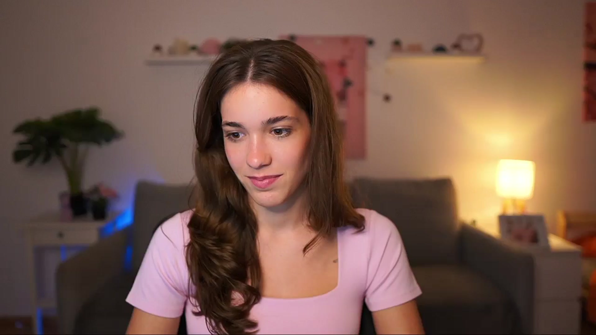 Gallery image thumbnail from Kissiecat's myfreecams stream on, 09/18/2025, 18:01 image 9 of 20
