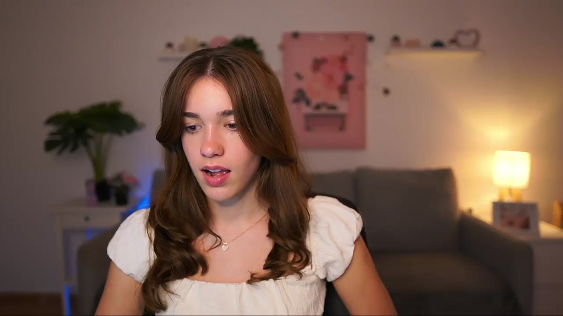 Gallery image thumbnail from Kissiecat's myfreecams stream on, 09/19/2025, 13:52 image 20 of 20