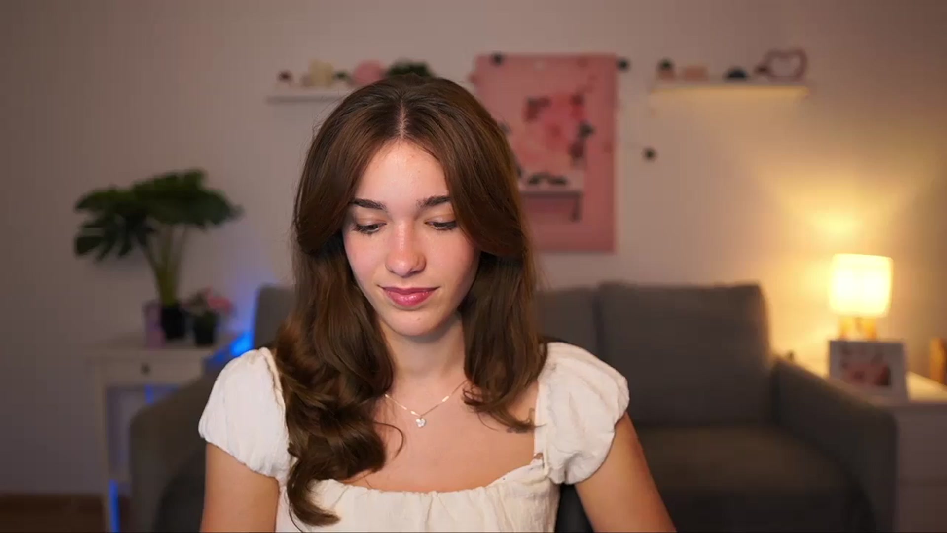 Gallery image thumbnail from Kissiecat's myfreecams stream on, 09/19/2025, 13:52 image 5 of 20