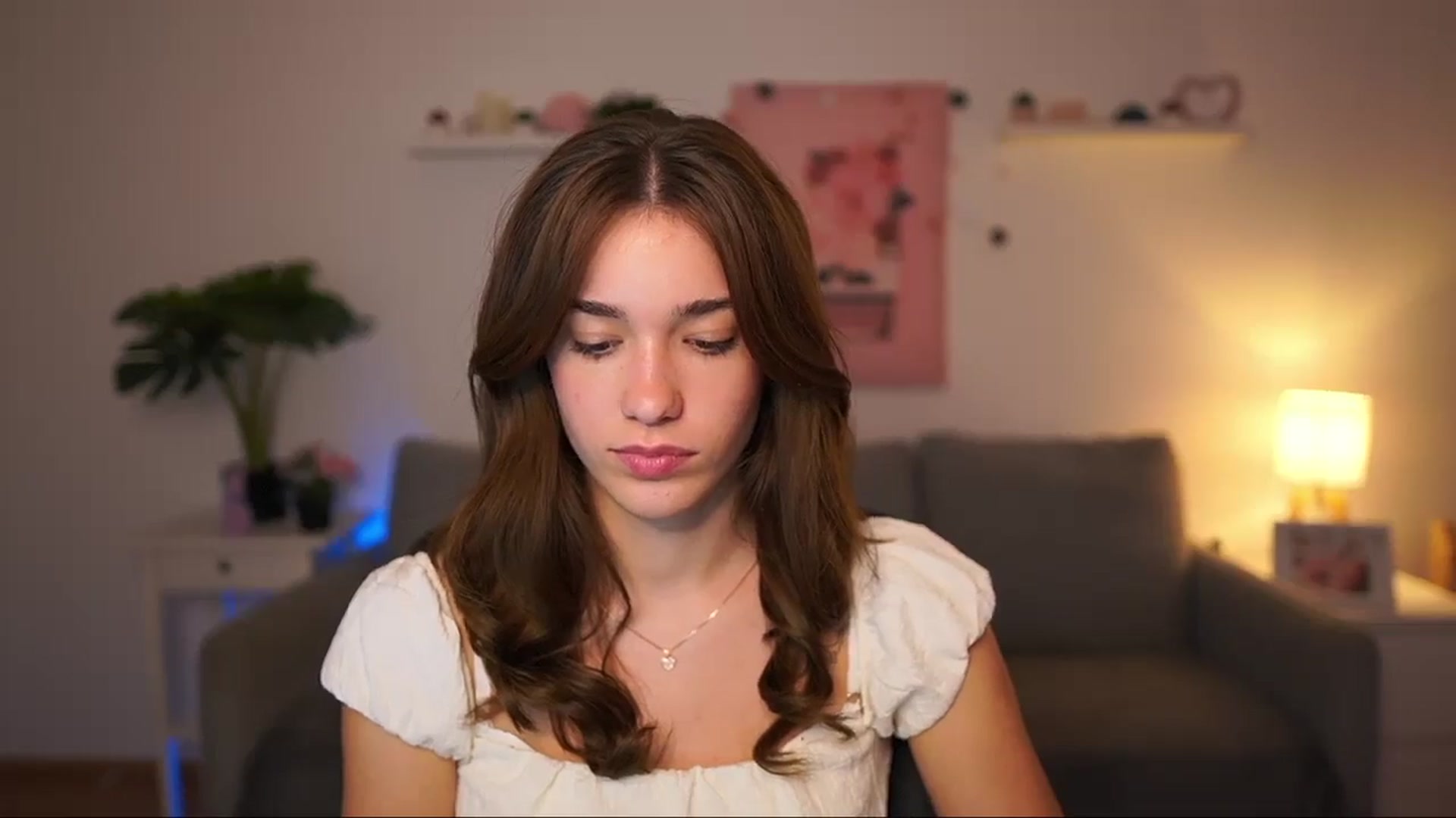 Gallery image thumbnail from Kissiecat's myfreecams stream on, 09/19/2025, 13:52 image 14 of 20