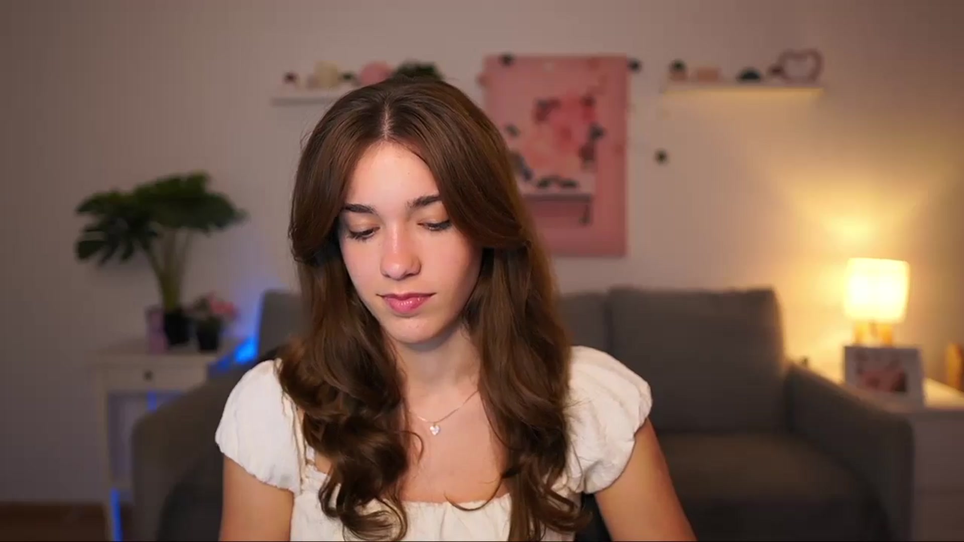 Gallery image thumbnail from Kissiecat's myfreecams stream on, 09/19/2025, 13:52 image 6 of 20