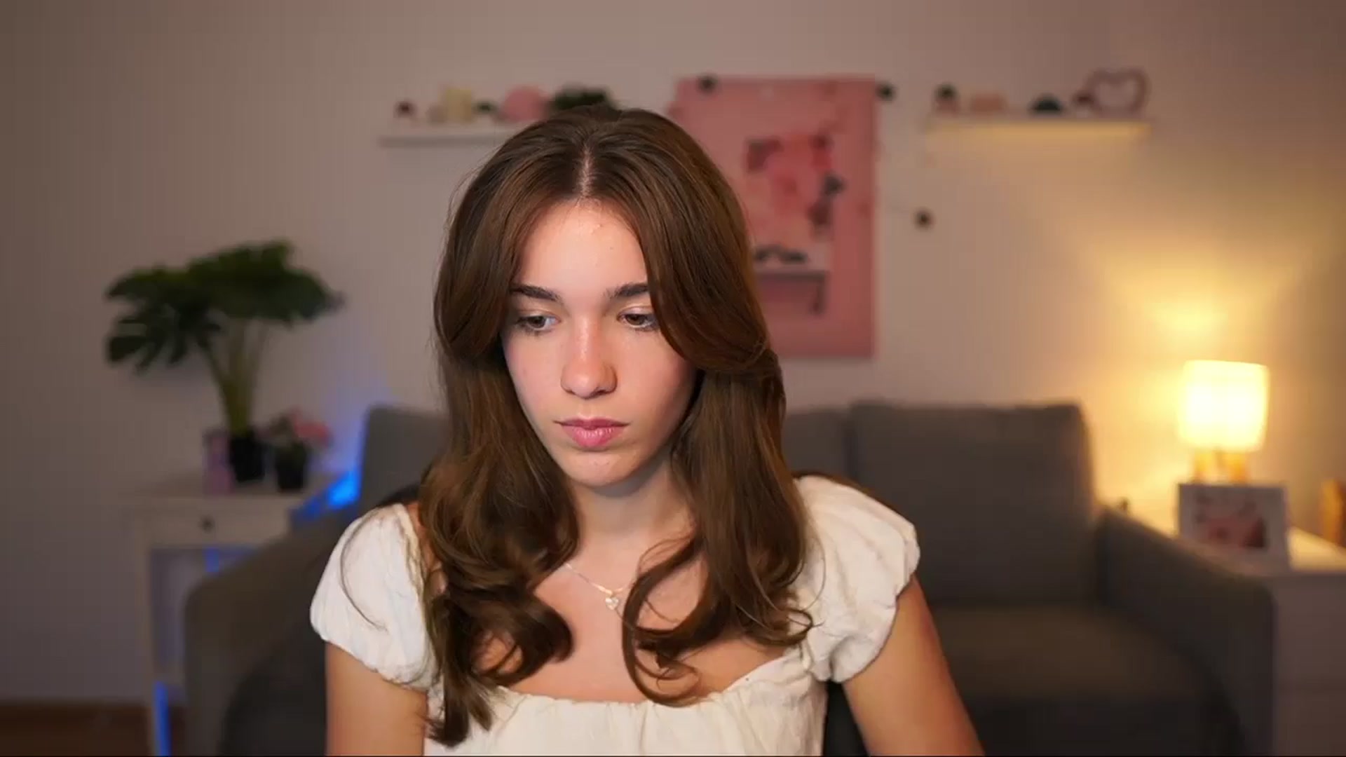 Gallery image thumbnail from Kissiecat's myfreecams stream on, 09/19/2025, 13:52 image 11 of 20