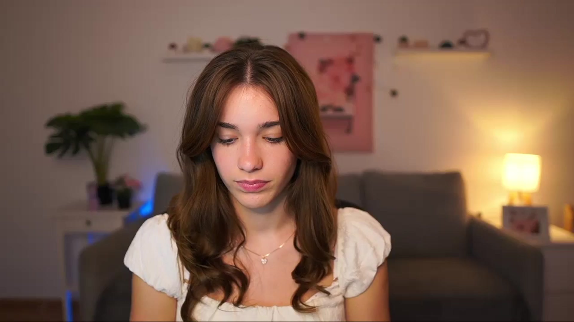 Gallery image thumbnail from Kissiecat's myfreecams stream on, 09/19/2025, 13:52 image 16 of 20