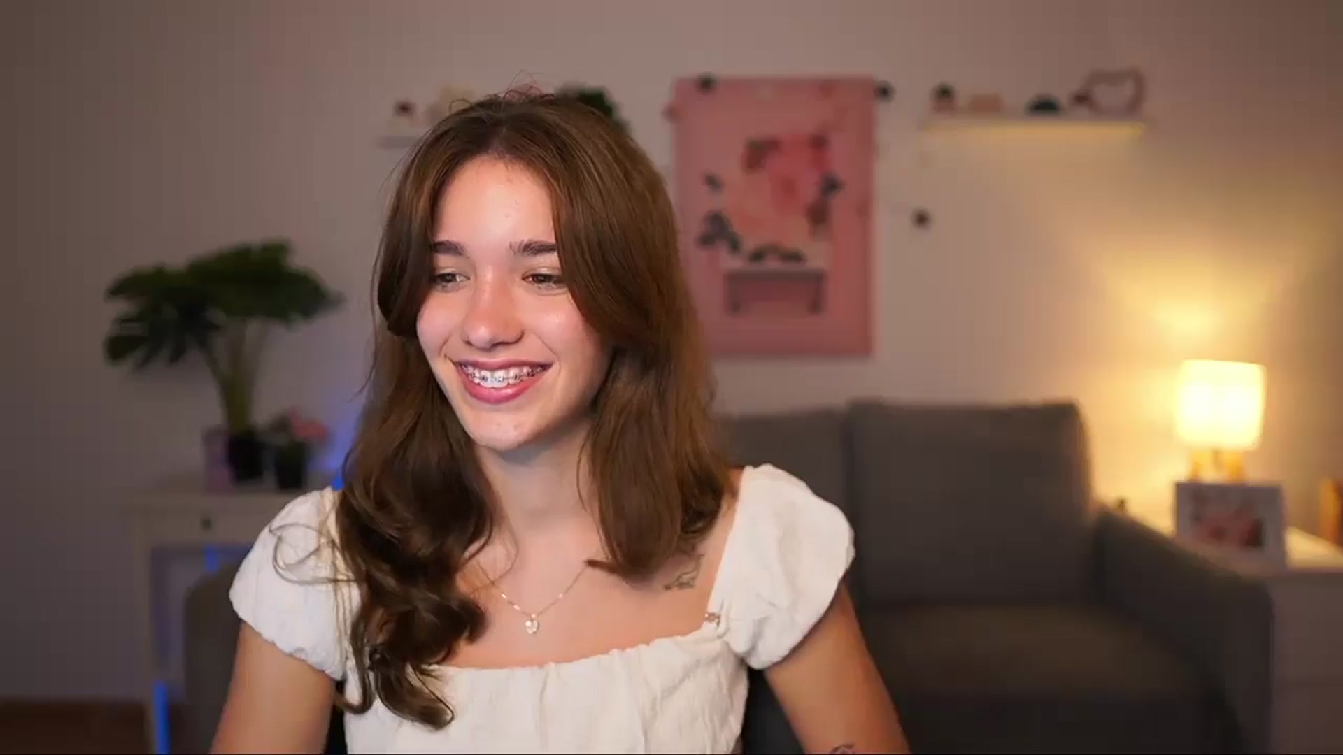Gallery image thumbnail from Kissiecat's myfreecams stream on, 09/19/2025, 15:47 image 6 of 20