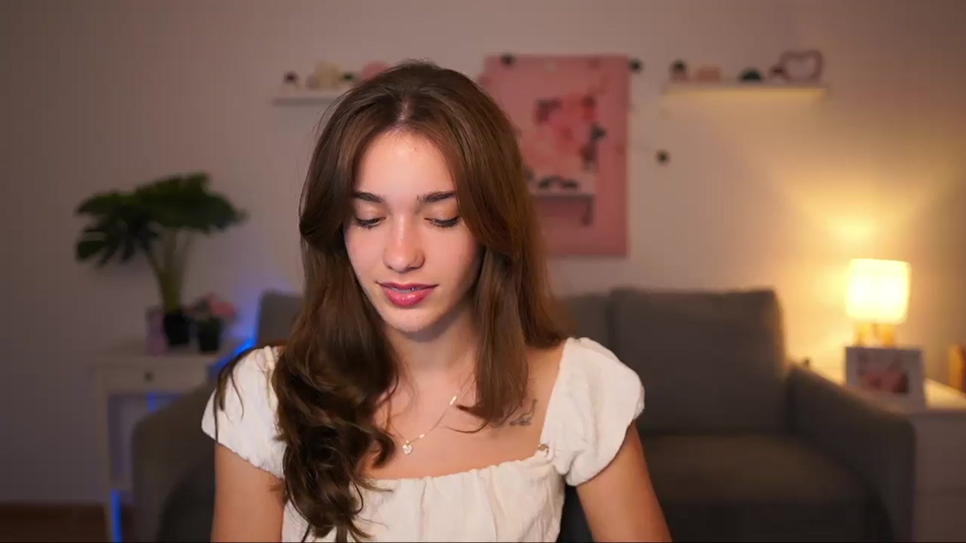 Gallery image thumbnail from Kissiecat's myfreecams stream on, 09/19/2025, 15:47 image 12 of 20