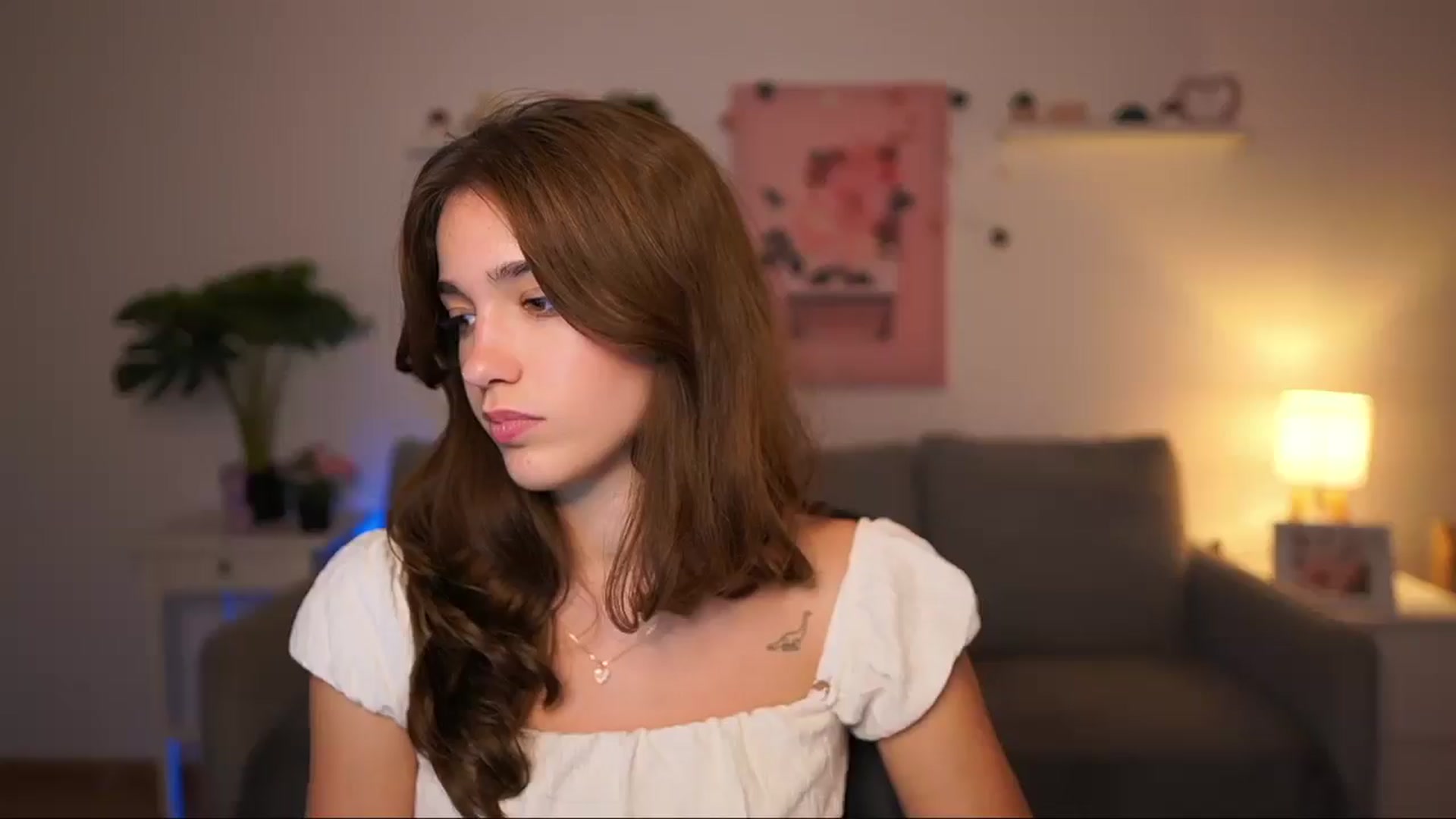 Gallery image thumbnail from Kissiecat's myfreecams stream on, 09/19/2025, 15:47 image 16 of 20