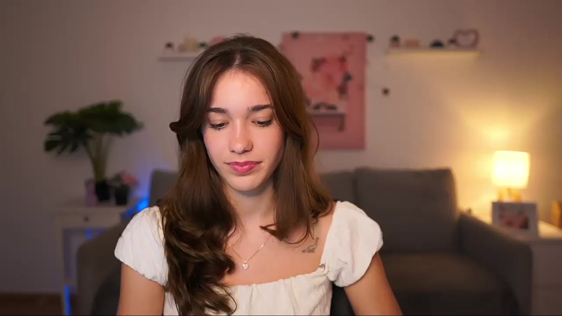 Gallery image thumbnail from Kissiecat's myfreecams stream on, 09/19/2025, 15:47 image 14 of 20