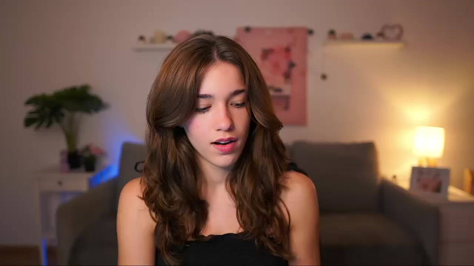 Gallery image thumbnail from Kissiecat's myfreecams stream on, 09/20/2025, 18:24 image 5 of 20