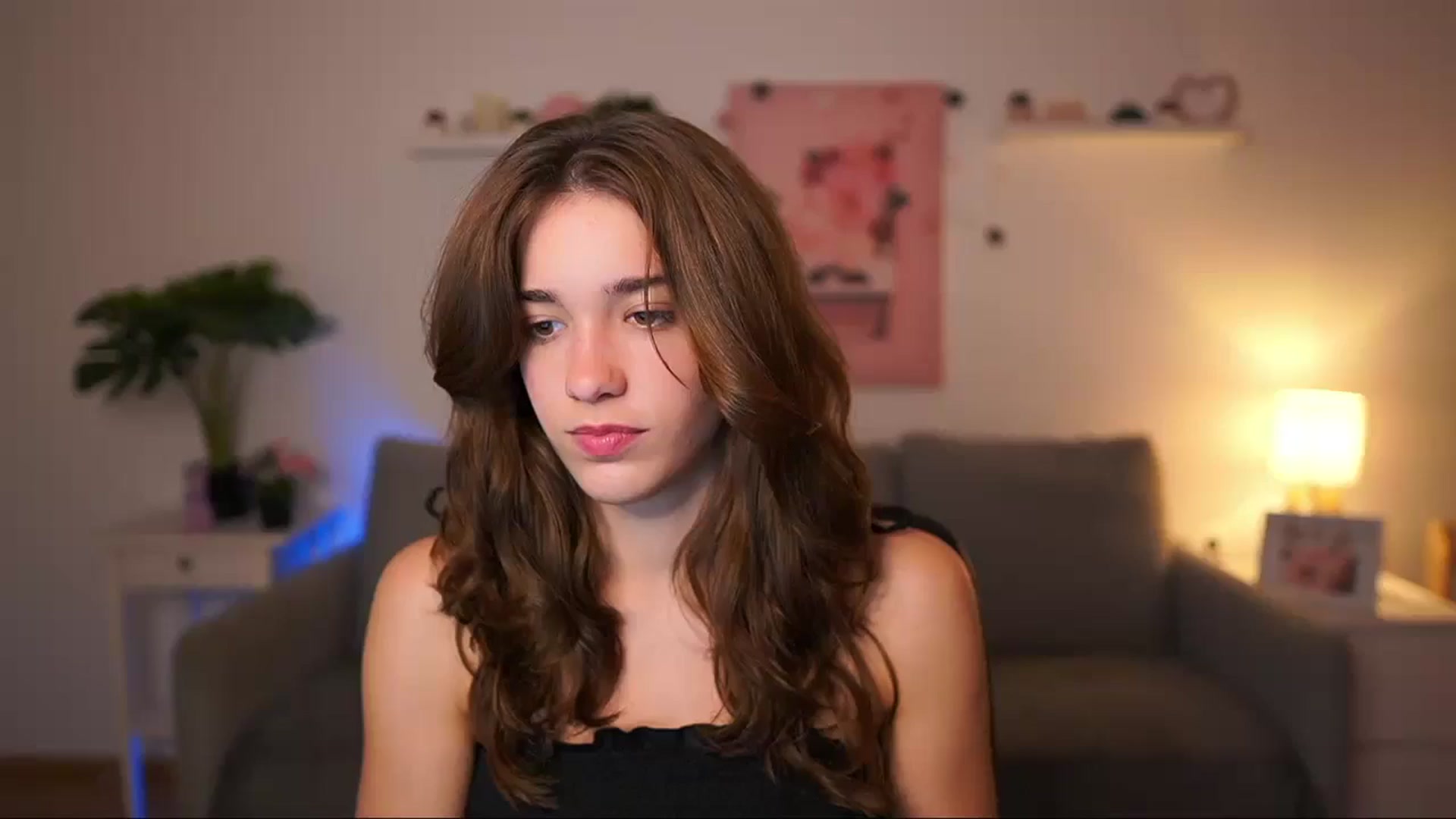 Gallery image thumbnail from Kissiecat's myfreecams stream on, 09/20/2025, 18:24 image 6 of 20