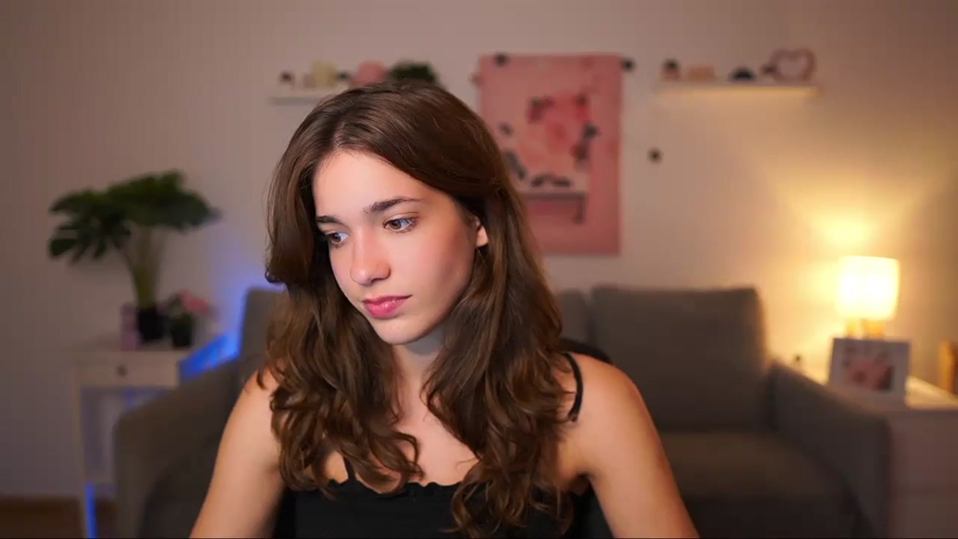 Gallery image thumbnail from Kissiecat's myfreecams stream on, 09/20/2025, 20:02 image 14 of 20