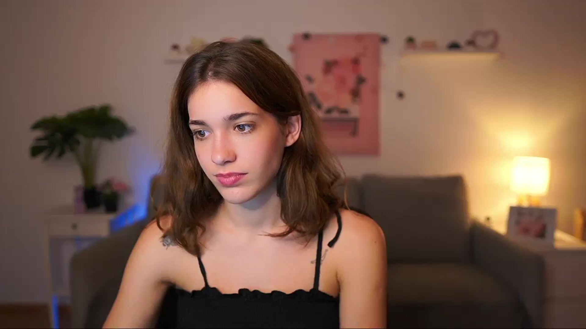 Gallery image thumbnail from Kissiecat's myfreecams stream on, 09/20/2025, 21:08 image 10 of 20