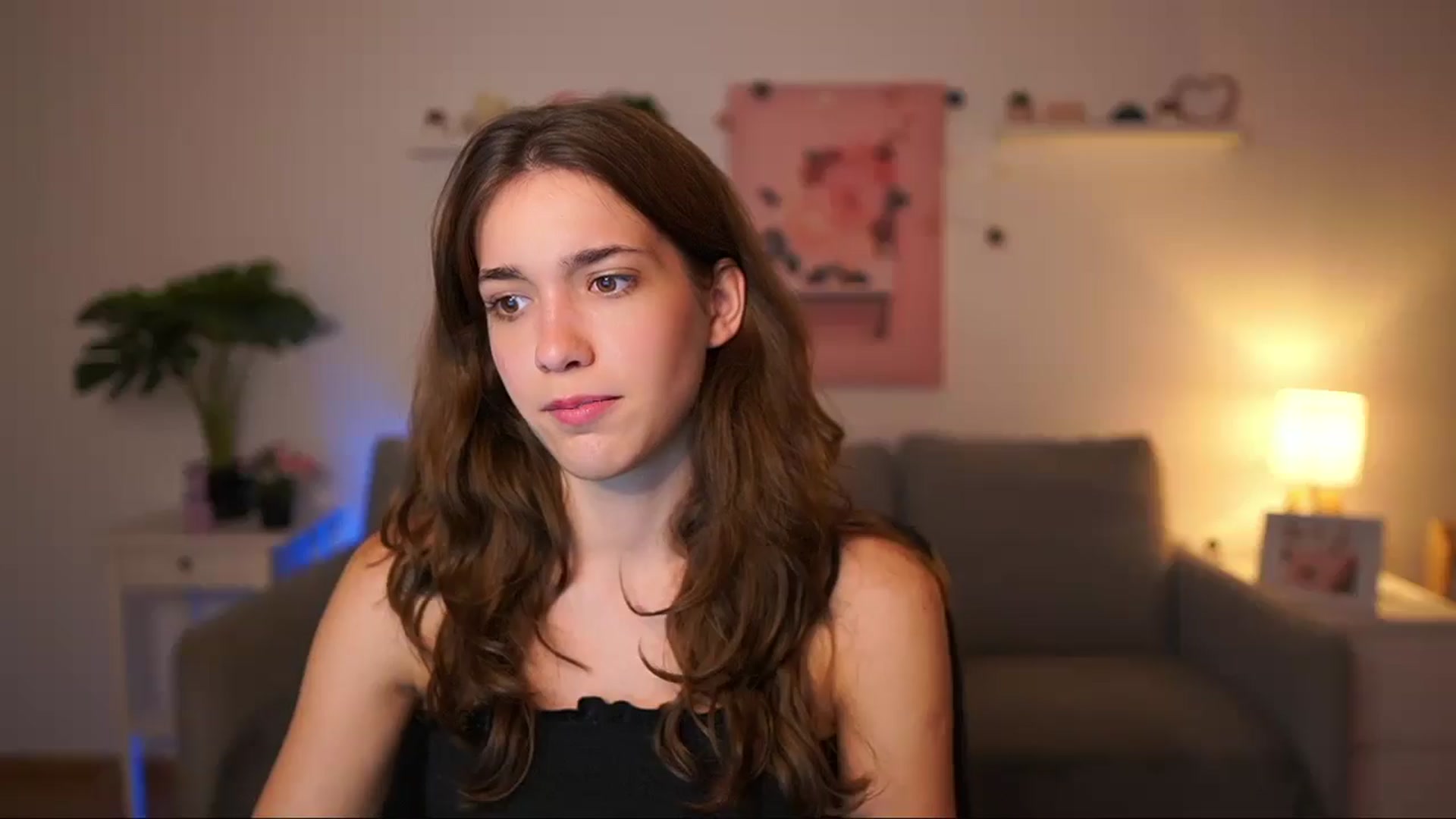 Gallery image thumbnail from Kissiecat's myfreecams stream on, 09/20/2025, 21:08 image 6 of 20