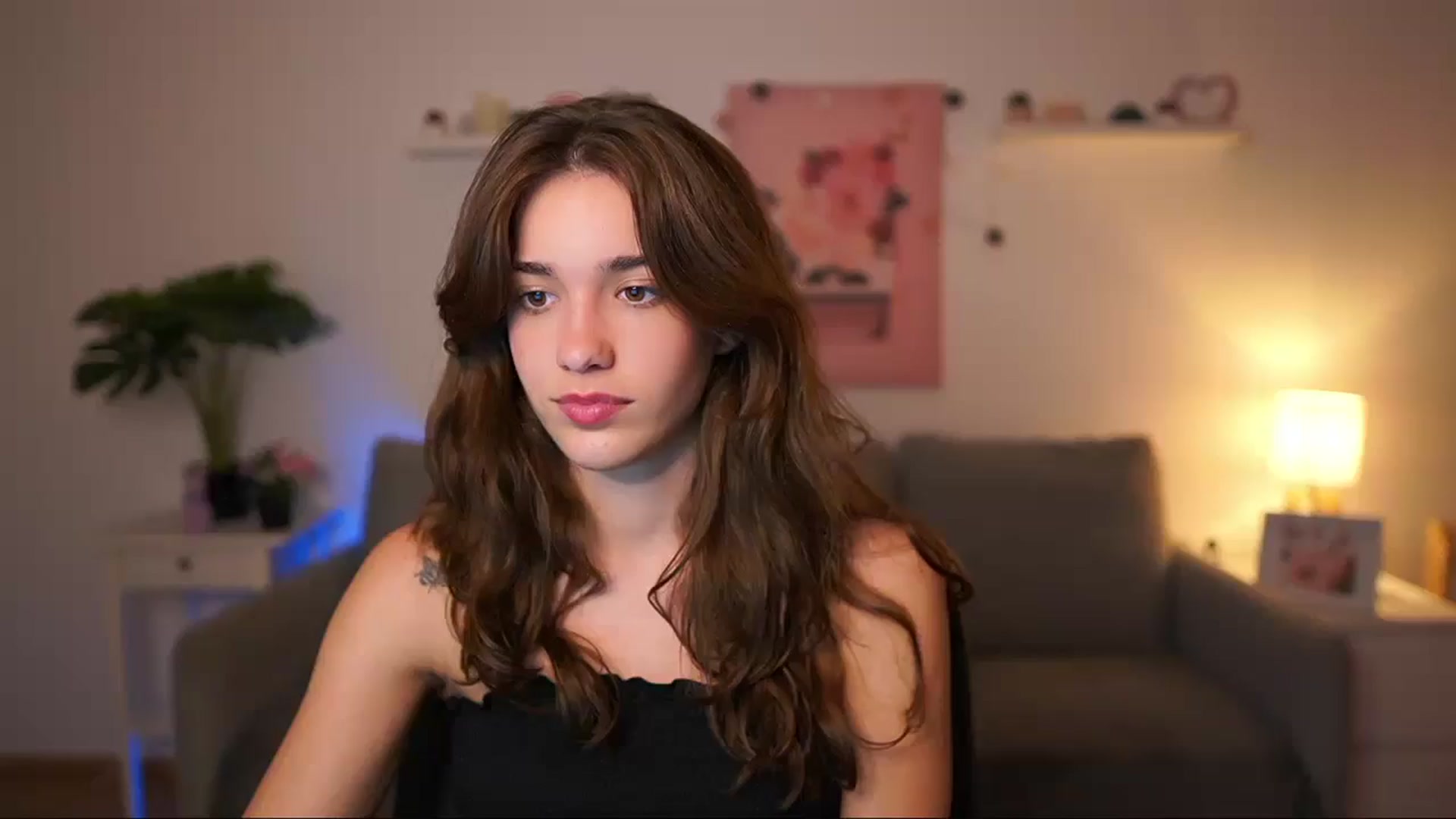 Gallery image thumbnail from Kissiecat's myfreecams stream on, 09/20/2025, 21:08 image 2 of 20