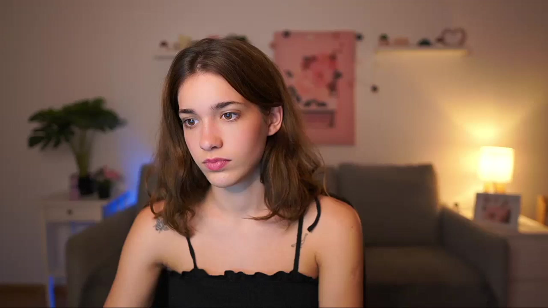 Gallery image thumbnail from Kissiecat's myfreecams stream on, 09/20/2025, 21:08 image 11 of 20
