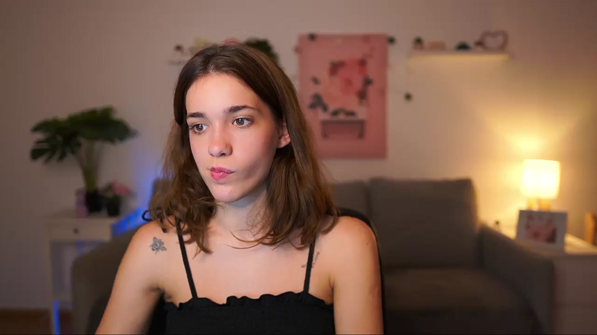Gallery image thumbnail from Kissiecat's myfreecams stream on, 09/20/2025, 22:11 image 15 of 20