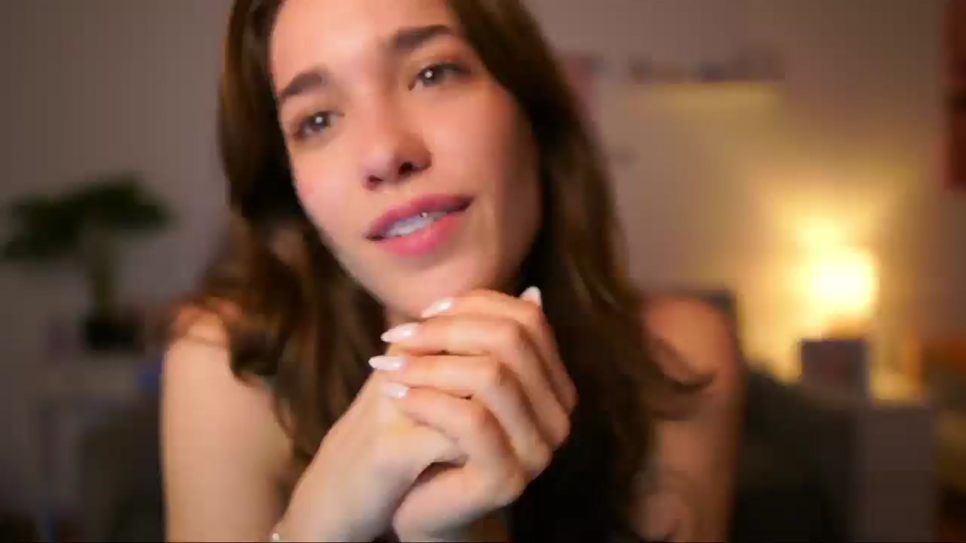 Gallery image thumbnail from Kissiecat's myfreecams stream on, 09/21/2025, 16:43 image 6 of 20