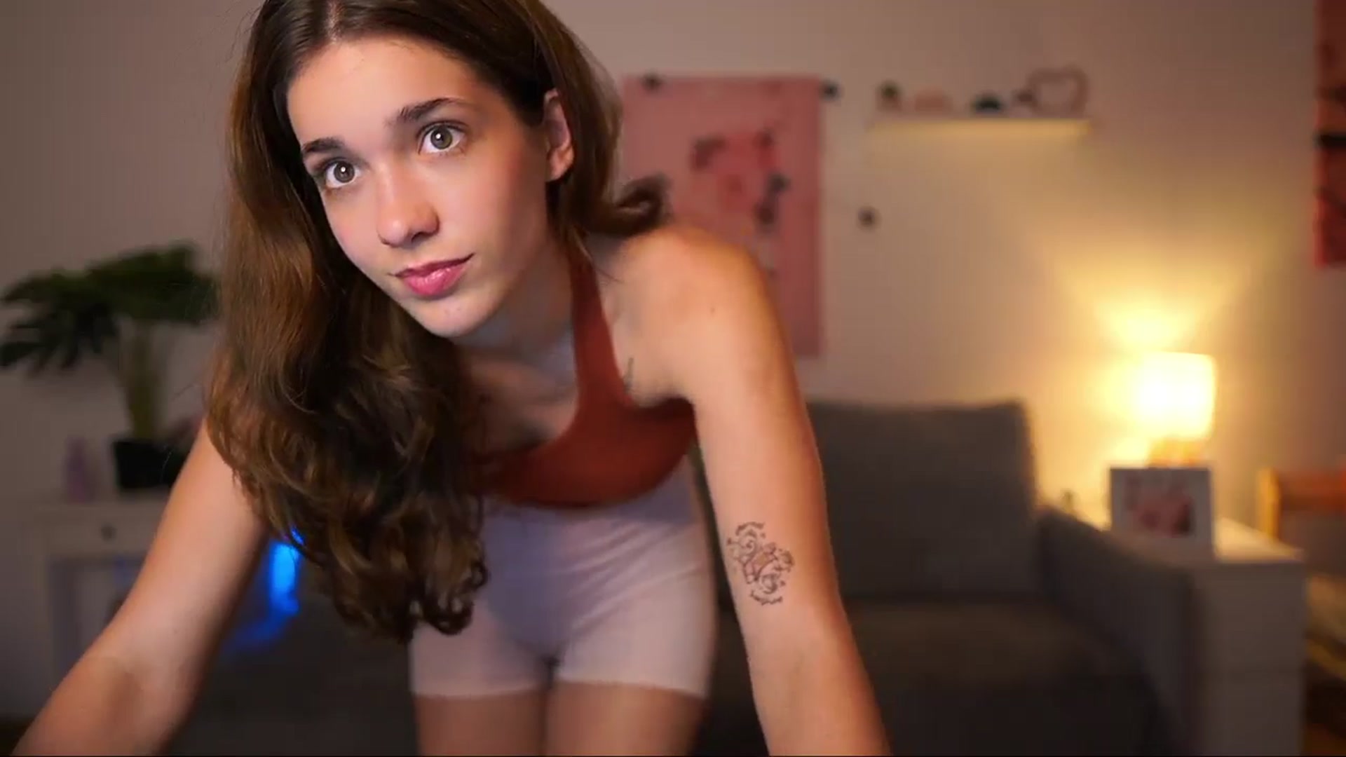 Gallery image thumbnail from Kissiecat's myfreecams stream on, 09/21/2025, 16:43 image 12 of 20