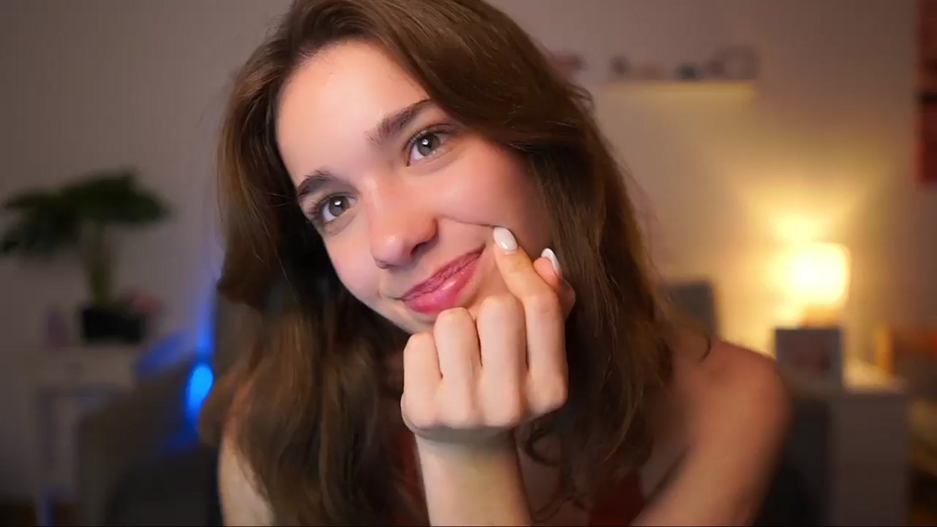 Gallery image thumbnail from Kissiecat's myfreecams stream on, 09/21/2025, 18:00 image 5 of 20