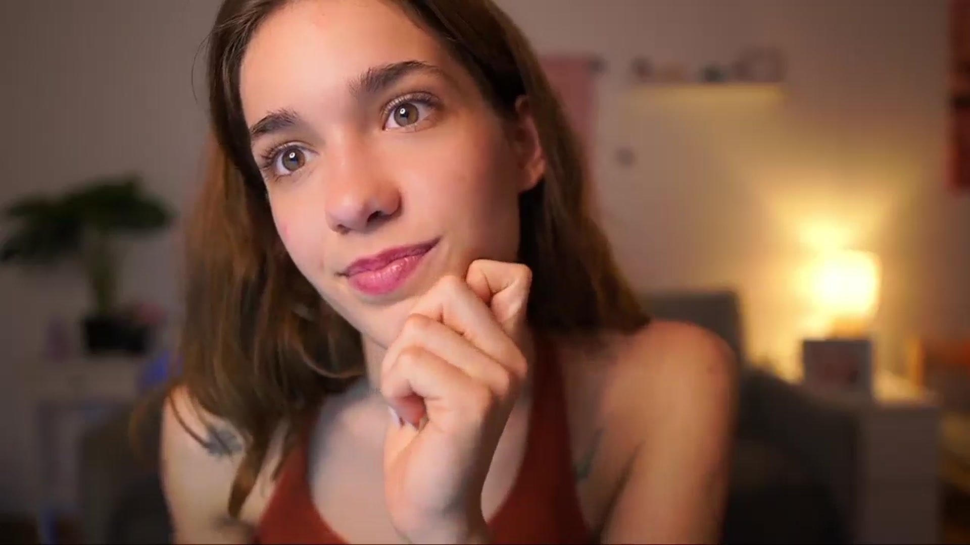 Gallery image thumbnail from Kissiecat's myfreecams stream on, 09/21/2025, 18:00 image 19 of 20