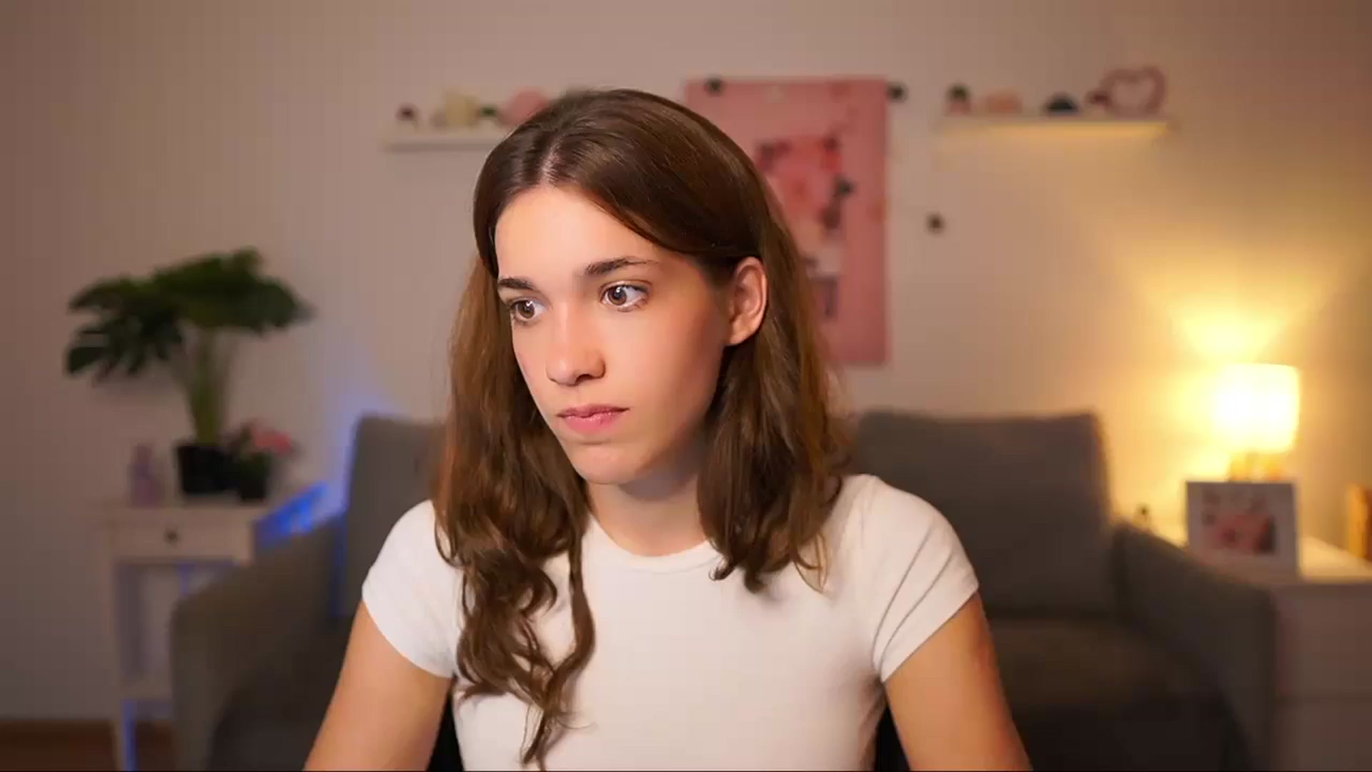 Gallery image thumbnail from Kissiecat's myfreecams stream on, 09/22/2025, 14:55 image 3 of 20
