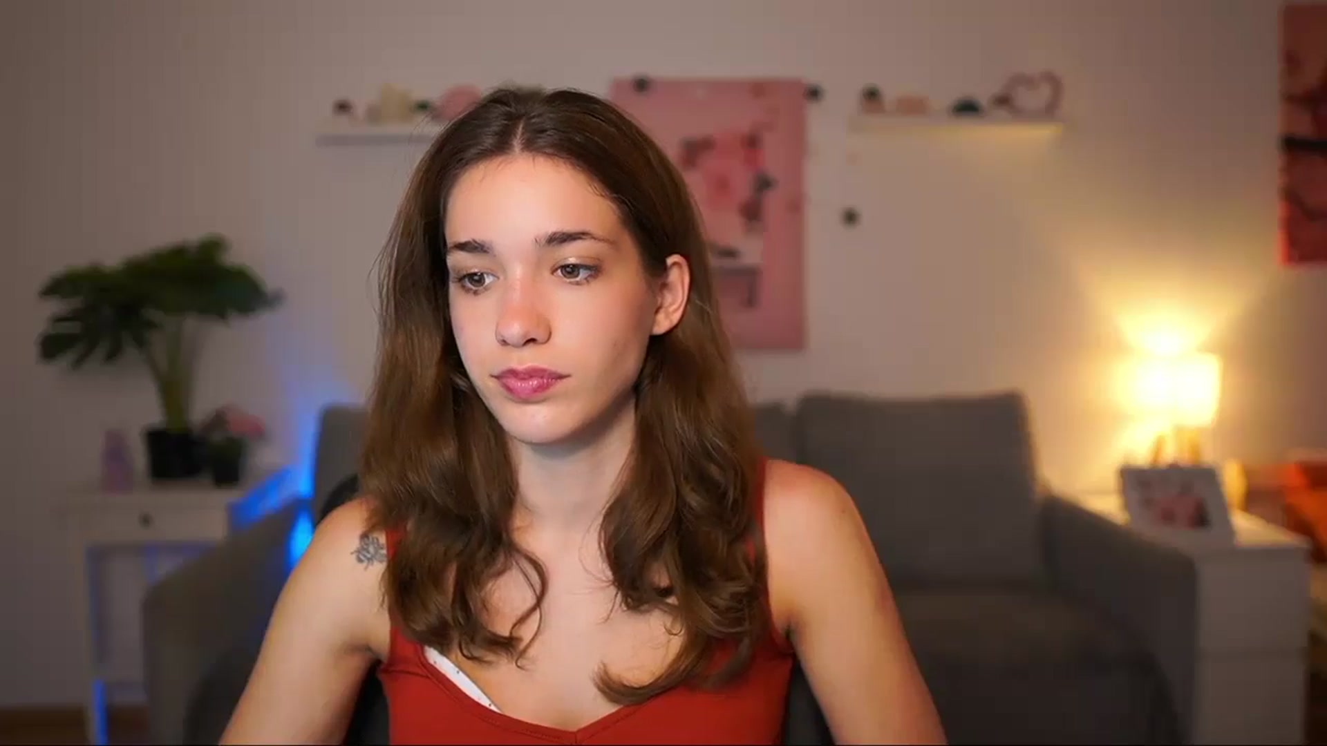 Gallery image thumbnail from Kissiecat's myfreecams stream on, 09/23/2025, 13:58 image 3 of 20