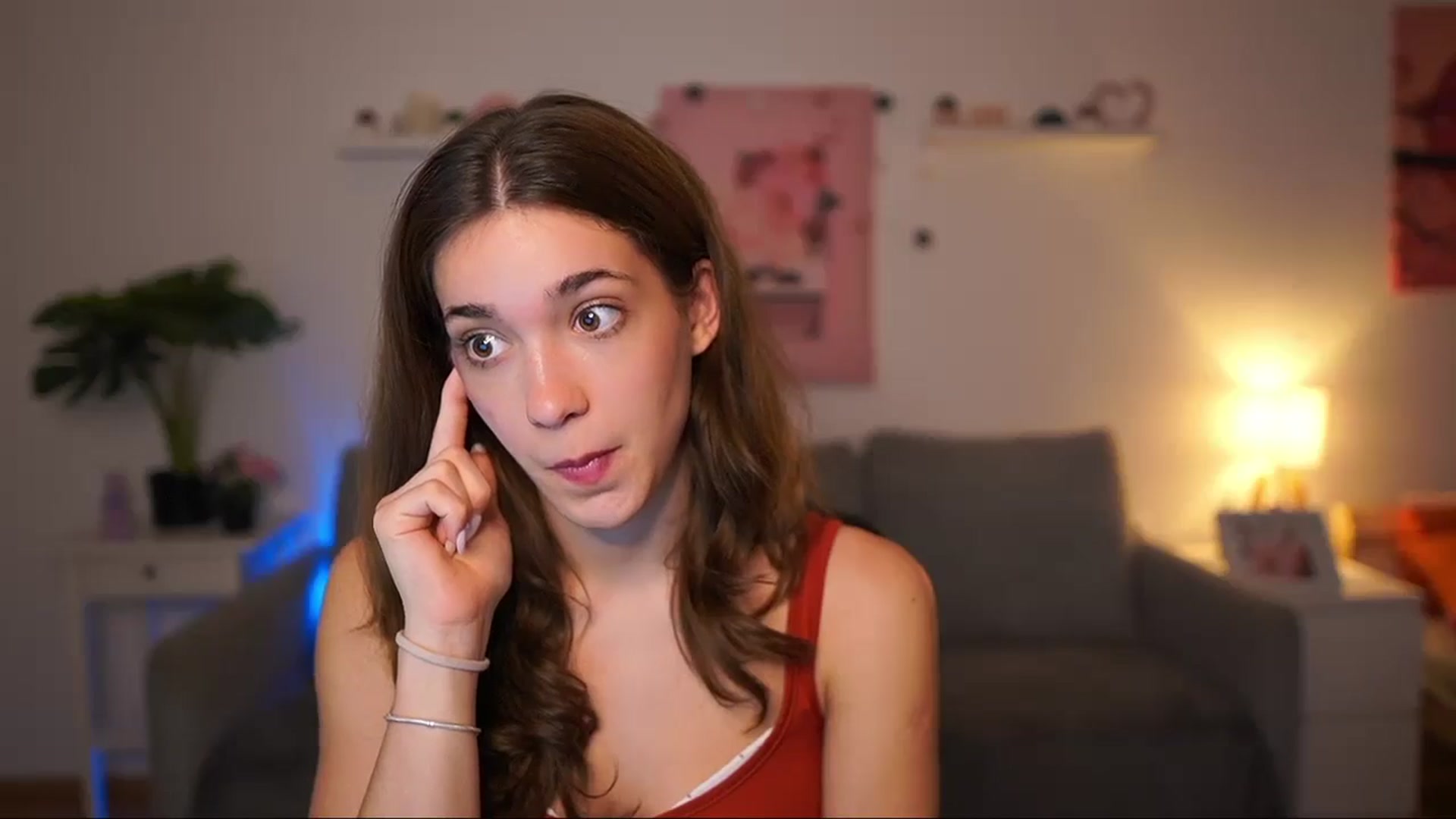 Gallery image thumbnail from Kissiecat's myfreecams stream on, 09/23/2025, 13:58 image 16 of 20