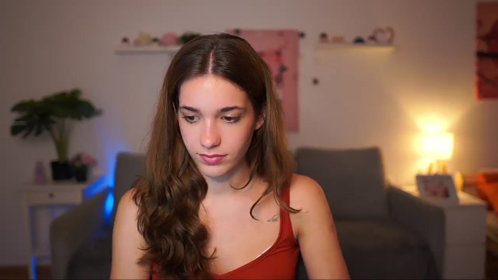 Gallery image thumbnail from Kissiecat's myfreecams stream on, 09/23/2025, 14:35 image 18 of 20