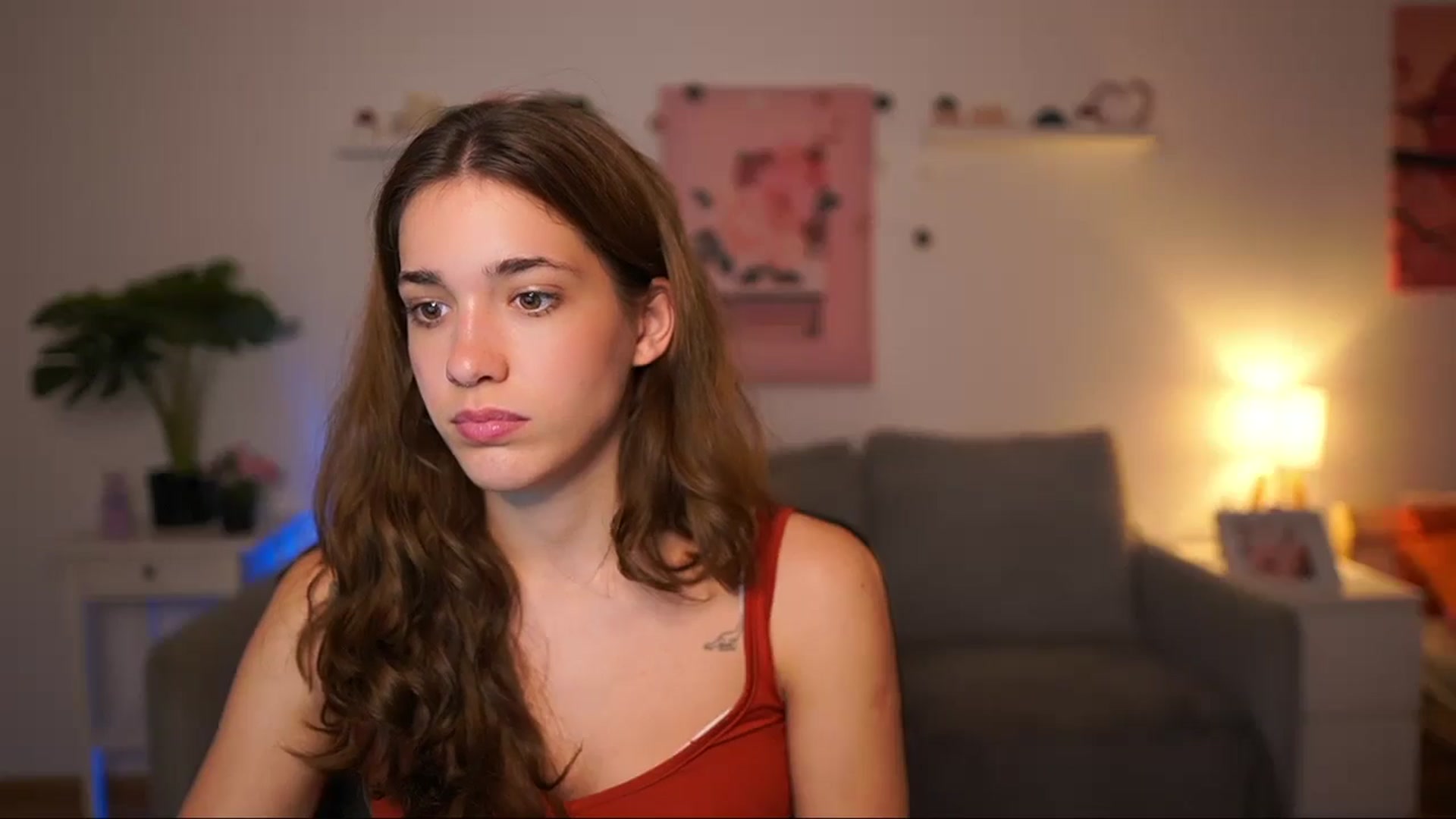 Gallery image thumbnail from Kissiecat's myfreecams stream on, 09/23/2025, 14:35 image 14 of 20