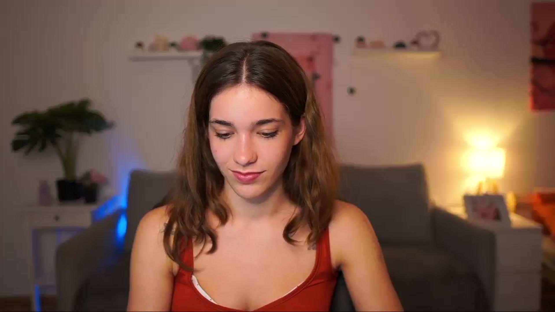 Gallery image thumbnail from Kissiecat's myfreecams stream on, 09/23/2025, 15:33 image 4 of 20