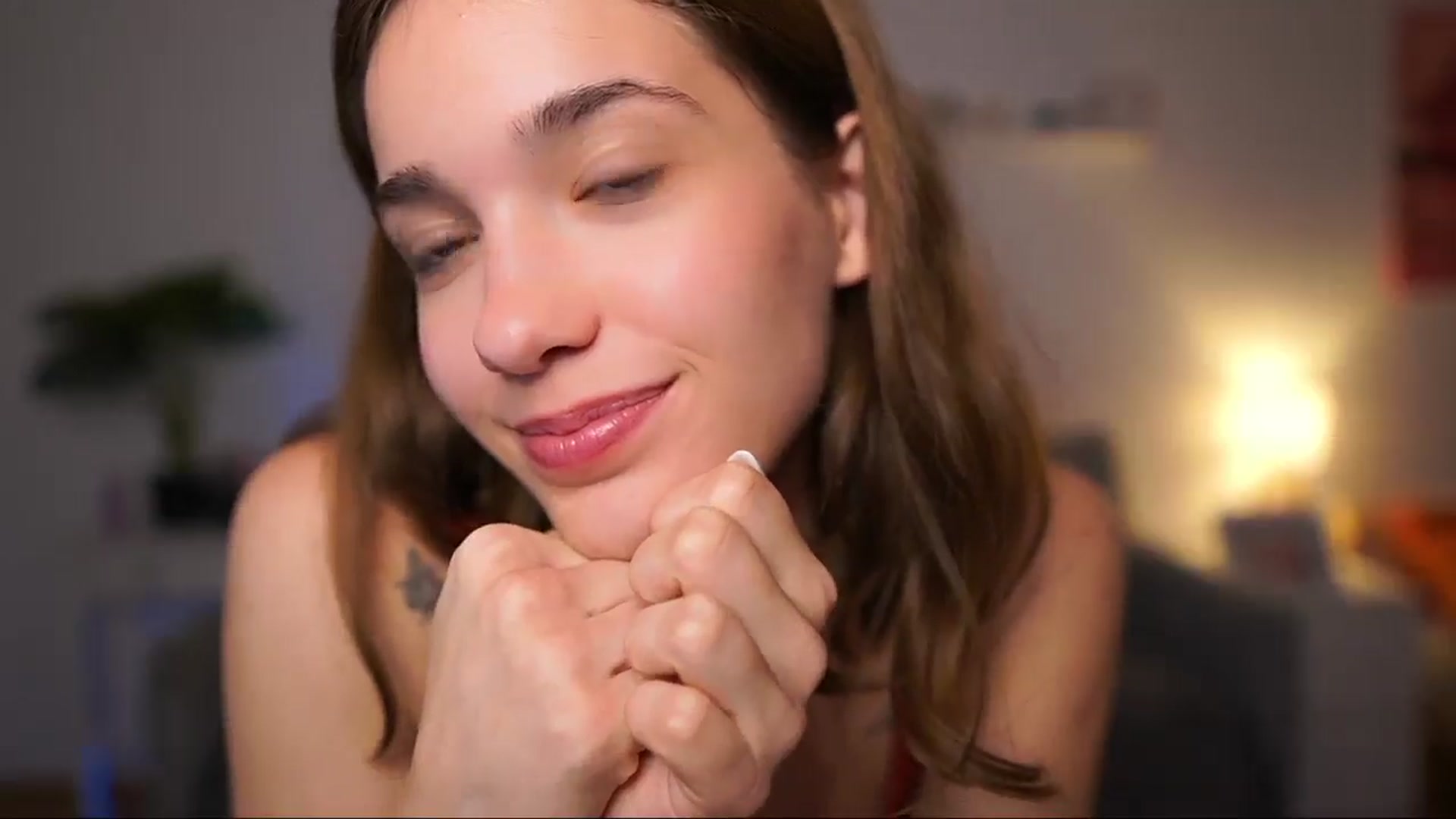 Gallery image thumbnail from Kissiecat's myfreecams stream on, 09/23/2025, 15:33 image 17 of 20