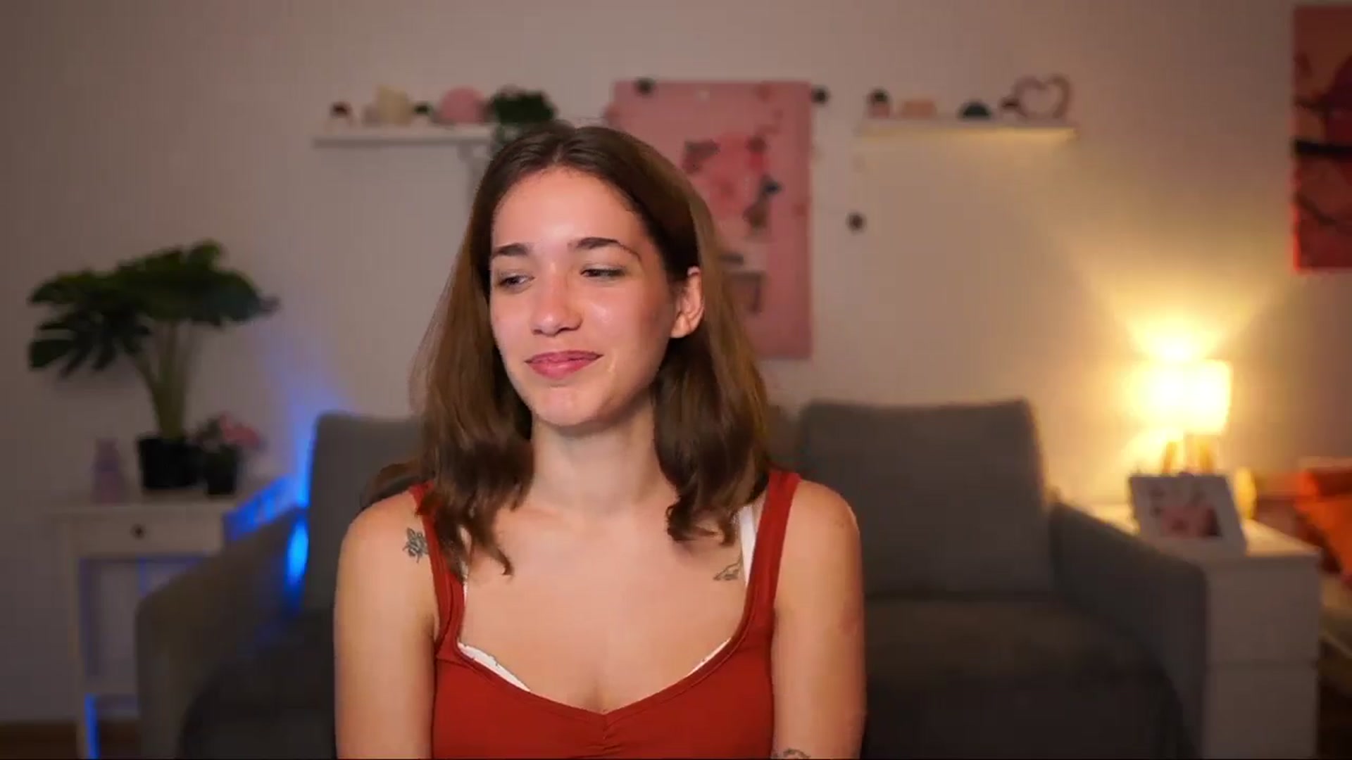 Gallery image thumbnail from Kissiecat's myfreecams stream on, 09/23/2025, 18:01 image 20 of 20
