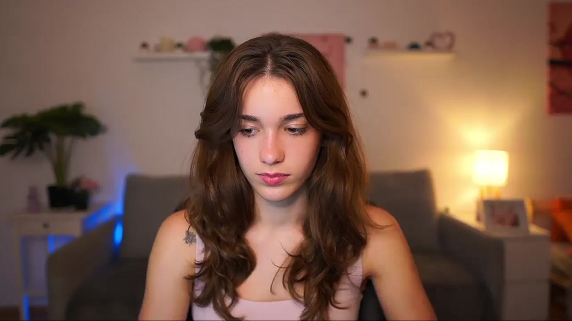 Gallery image thumbnail from Kissiecat's myfreecams stream on, 09/24/2025, 18:47 image 5 of 20