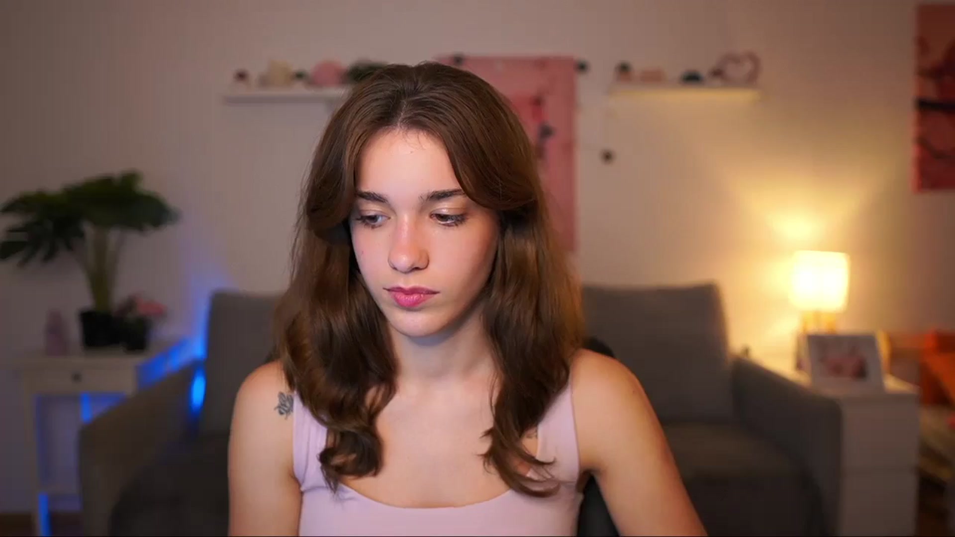 Gallery image thumbnail from Kissiecat's myfreecams stream on, 09/24/2025, 20:34 image 3 of 20
