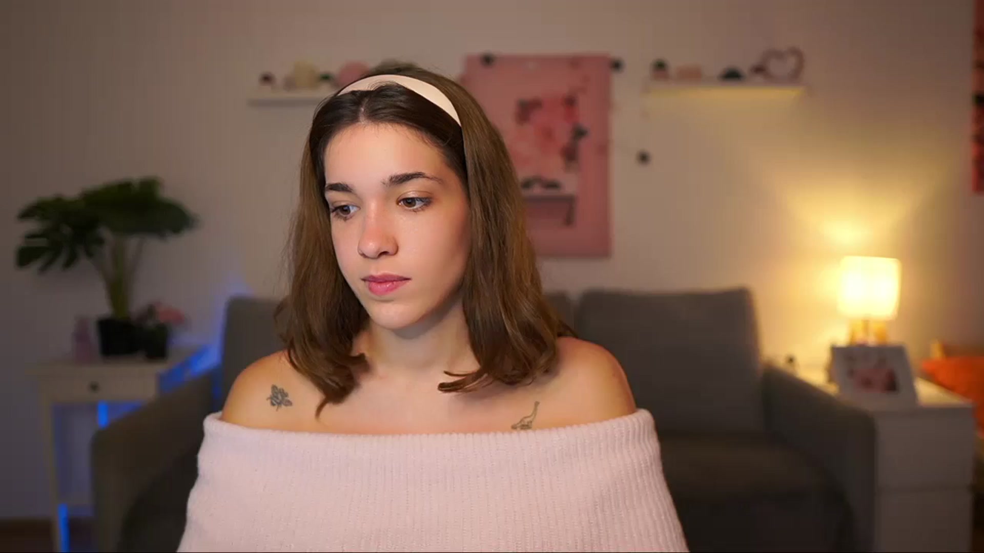 Gallery image thumbnail from Kissiecat's myfreecams stream on, 09/29/2025, 13:48 image 4 of 20