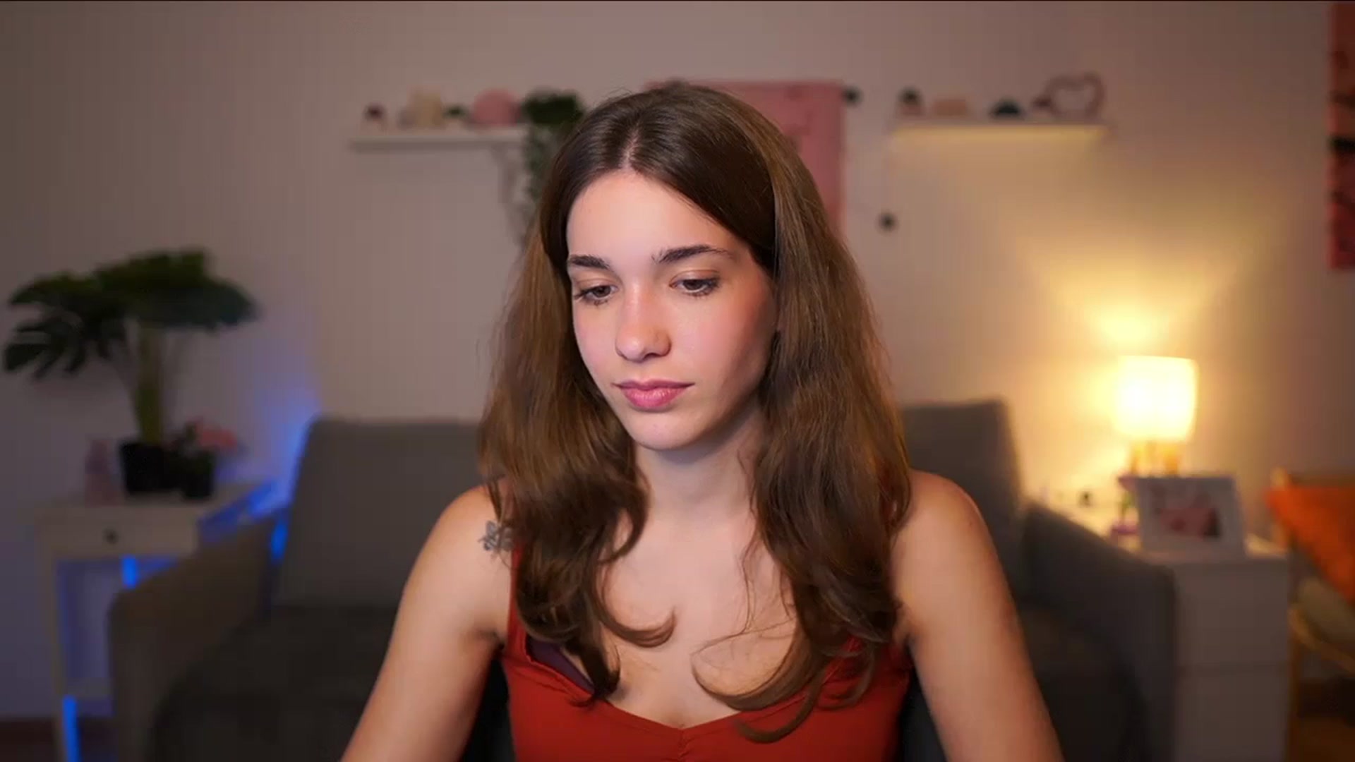 Gallery image thumbnail from Kissiecat's myfreecams stream on, 10/01/2025, 19:40 image 13 of 20