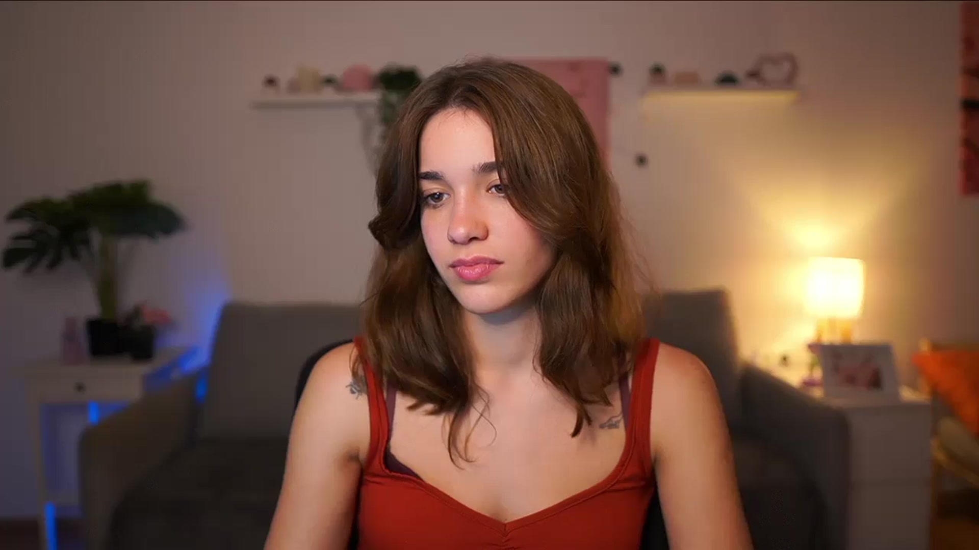Gallery image thumbnail from Kissiecat's myfreecams stream on, 10/01/2025, 22:22 image 16 of 20