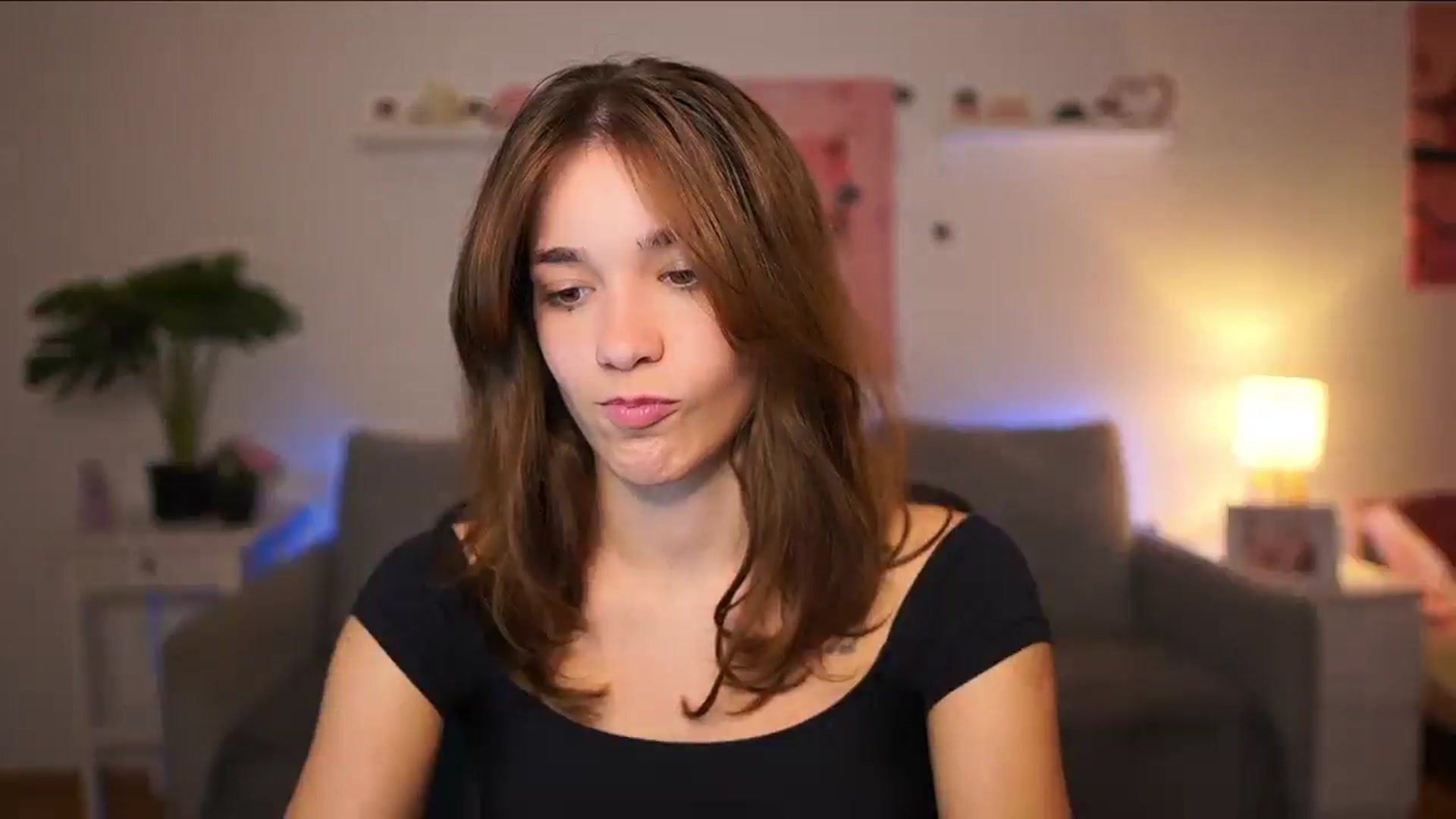 Gallery image thumbnail from Kissiecat's myfreecams stream on, 10/07/2025, 15:12 image 16 of 20