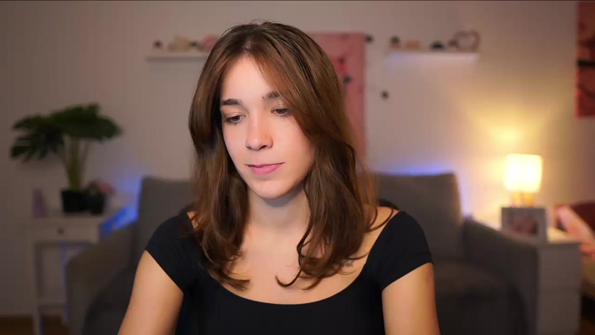 Gallery image thumbnail from Kissiecat's myfreecams stream on, 10/07/2025, 15:12 image 15 of 20